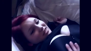 Doppel Blowjob auf dem Parkplatz von 2 Deutschen Teens auf dem Parkplatz für fremden Typen German Teen