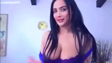 kajal agarwal hot in kavalai vendam